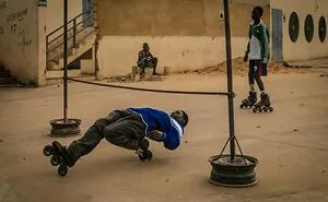 56 Street Photos Full Of Perfect Timing From The 2026 URBAN Photo Awards