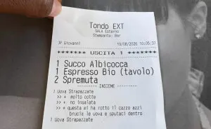 Tourist Horrified As Server Leaves Disgusting Note On Breakfast Bill After Simple Request: "Still In Shock"
