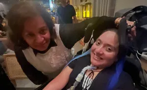 Restaurant Finally Breaks Silence After Disabled Customer Was Served Dessert With "Offensive" Birthday Message
