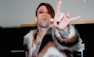 Rock Star Emerges Unrecognizable After Coming Out As Gay Despite 14-Year Marriage