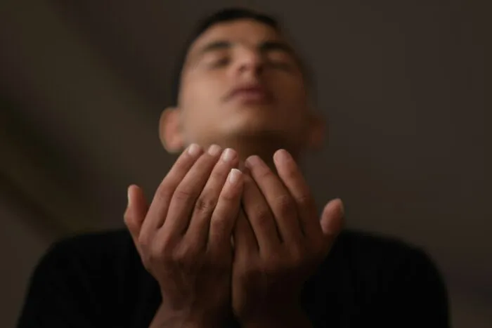 78 Ex-Cult Members Share The Strangest Things They Were Expected To Do And Believe