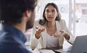 61 Things Women Said That Made Men Go From Interested To Looking For The Exit