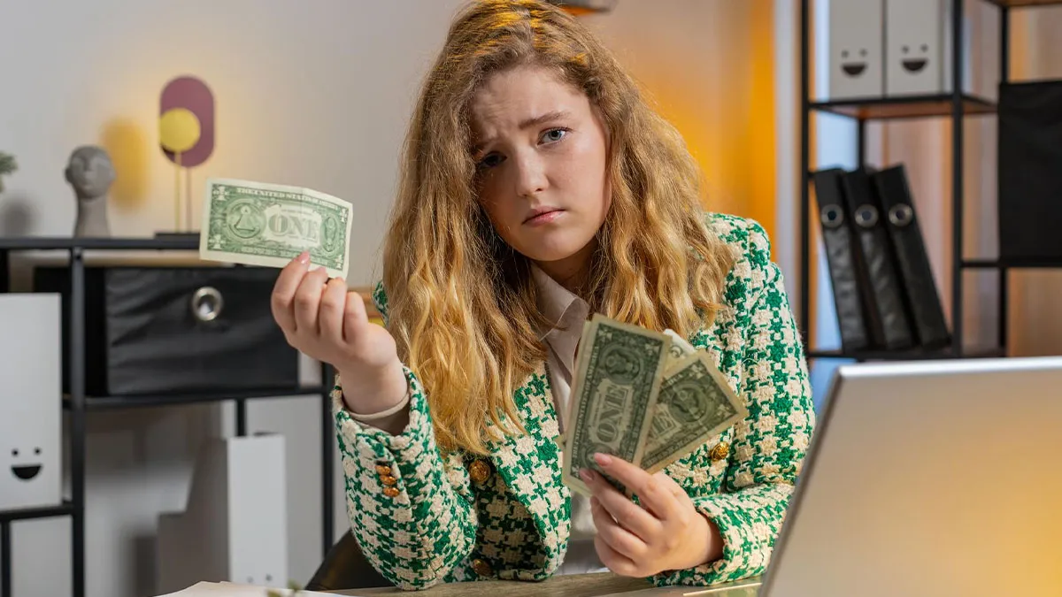 Entitled Landlord Expects $3,825 On Top Of Rent, Charges A “Work-From-Home” Fee
