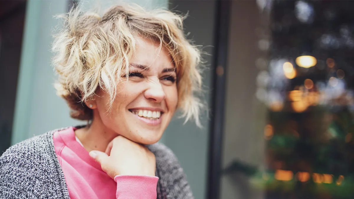 59 Women Get Really Honest About What “Young And Dumb” Decision Still Keeps Them Up At 3 AM