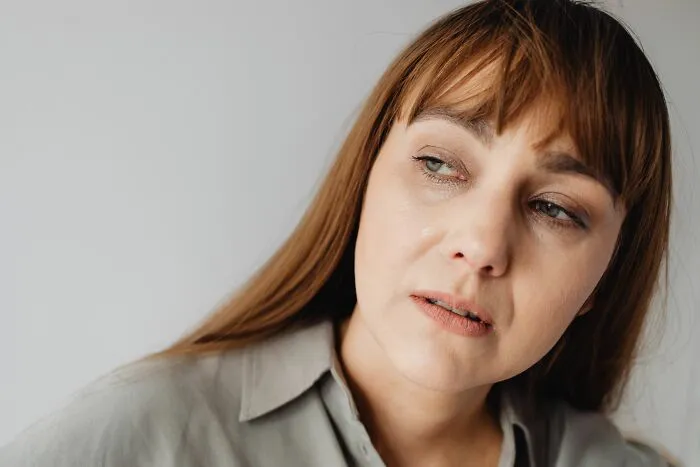 59 Women Get Really Honest About What “Young And Dumb” Decision Still Keeps Them Up At 3 AM