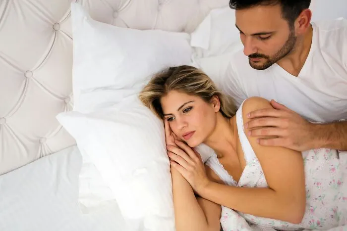 58 Women Get Honest About “Young And Dumb” Decisions That Keep Them Up At 3 AM