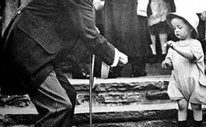 110 Moments Nearly Lost To History That Everyone Should See