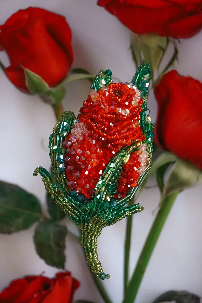 From Ariana Grande To Pop Culture Icons: 40 Mesmerizing Beadworks By Tiffany Pisani