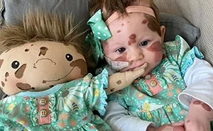 This Woman Custom-Makes Dolls To Look Like The Children Who Will Receive Them (20 New Pics)