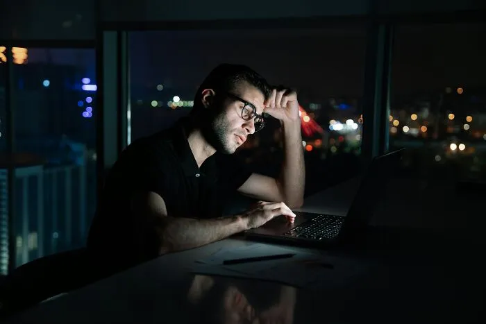 76 Scandalous Things People Learned About Their Colleagues