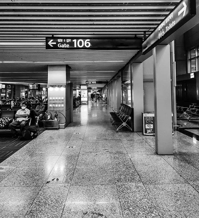 Cut In Line At Airport, Get Smelly Lady In Your Row