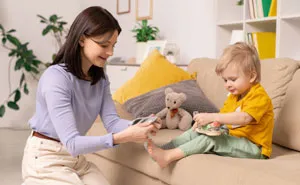 Snobby Aunt Thinks She Can Talk Trash About Babysitter In A Language She Doesn’t Know, And It Backfires Badly