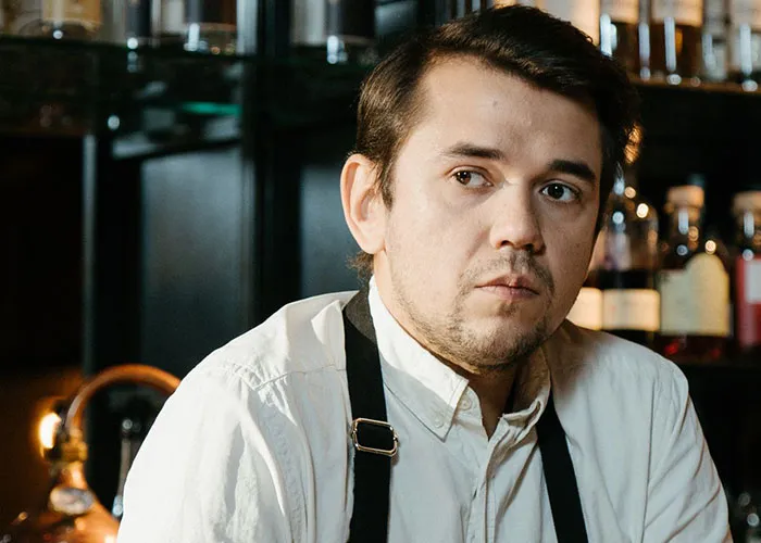 People Think Bartenders Can’t Hear Them But They Do And Overheard These 31 Conversations