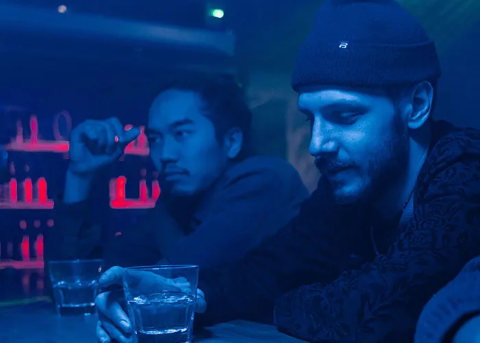 People Think Bartenders Can’t Hear Them But They Do And Overheard These 31 Conversations