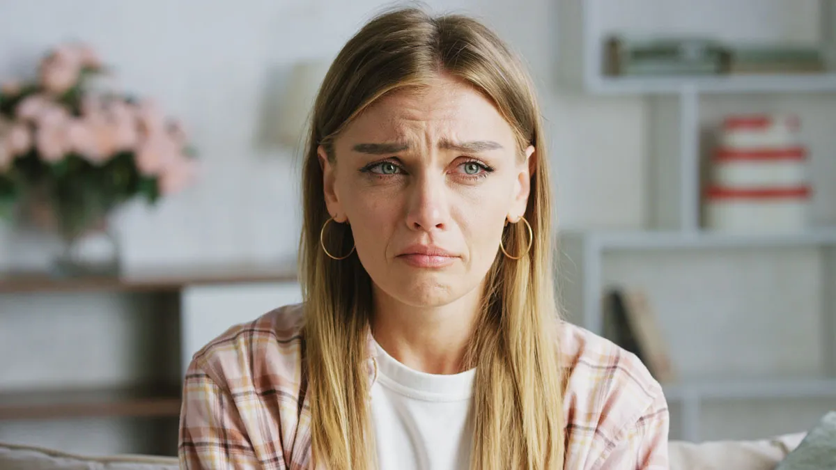 Guy Keeps Insulting Girlfriend With Game Of Thrones Quotes, She Finally Stops Answering Him