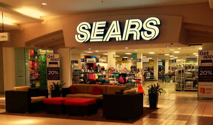 60 Times Known Business Moguls Did Something So Stupid, It Actually Sank Their Companies Overnight