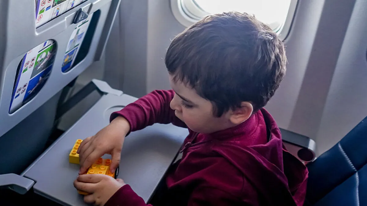 Toddler Refuses Seatbelt Mid-Taxi And Causes Entire Flight To Be Canceled Stranding Every Passenger Overnight