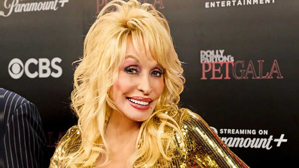 Dolly Parton Passes Away At 80 As Family Shares Heartbreaking Update