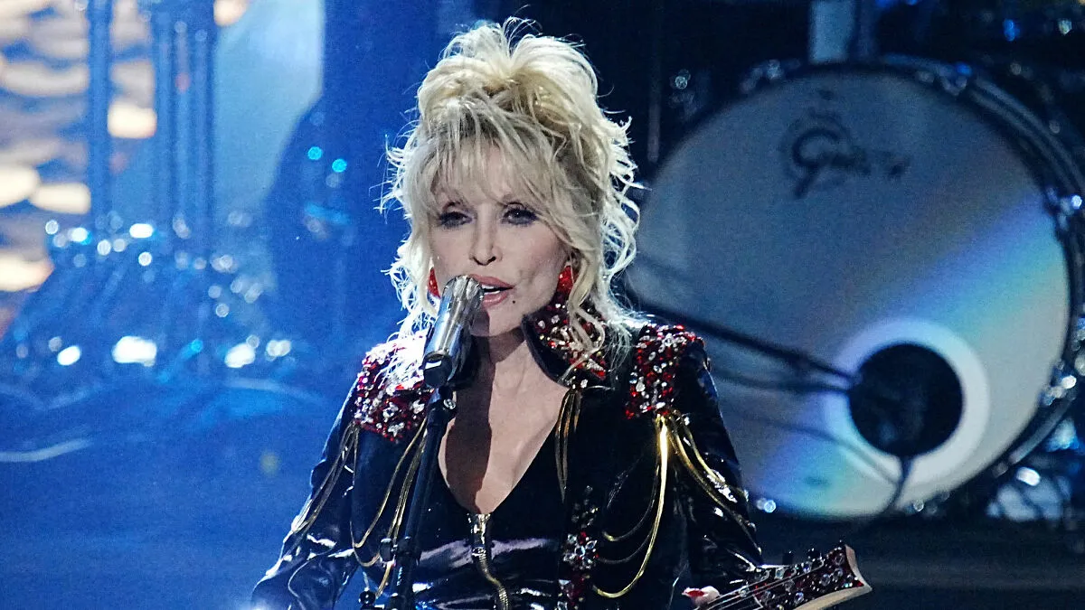 New Details Emerge About Dolly Parton's Secret Illness And Hospital Admission As Cause Of Heartbreaking Passing Revealed