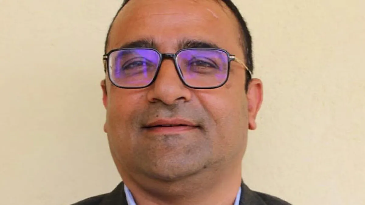 Hero Teacher Saves 1,600 Children From Nepal Floods Moments Before School Is Swept Away