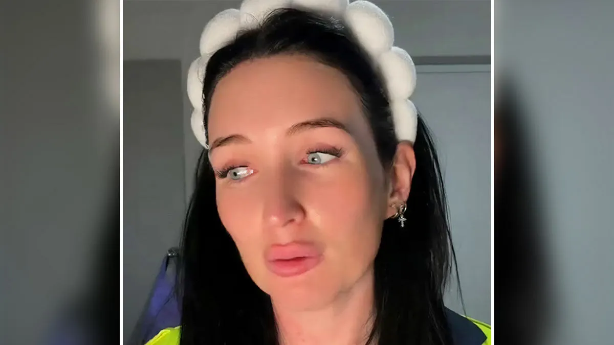 Devastated Mom Reveals Humiliating Moment After Trying To Make New Friends: "Drove Home In Tears"