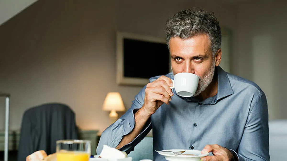 New Study Links A Common Breakfast Habit To A 29% Higher Mortality Risk — Especially After Age 40