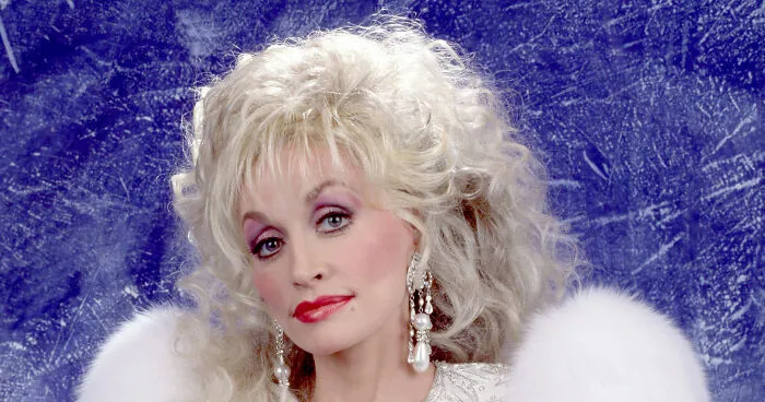 Dolly Parton Once Stunned Fans When She Revealed What Her Real Hair Looked Like After Years Of Iconic Wigs