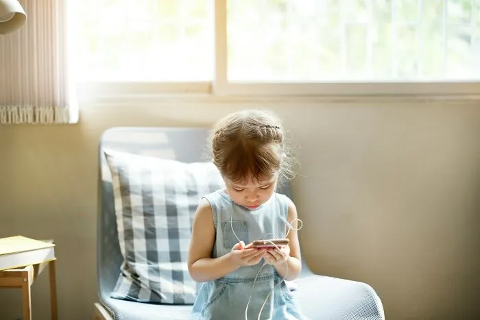 51 Things That Scream “I Am A Horrible Parent”