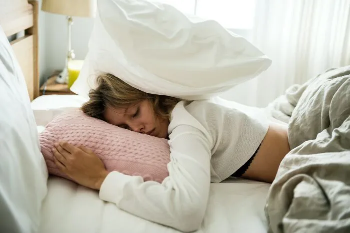 57 Habits Young People Have Now That Will Cause Big Problems Later According To Those Over 40