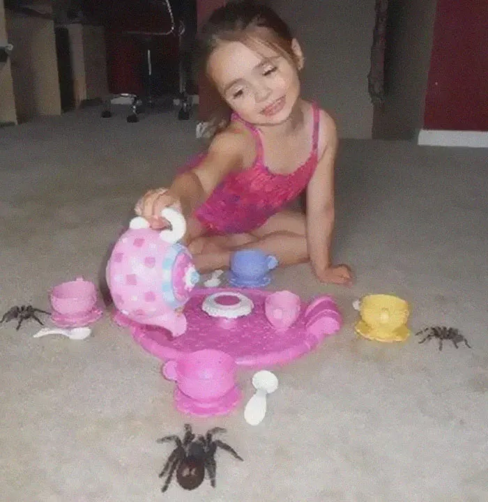 Cursed_teatime