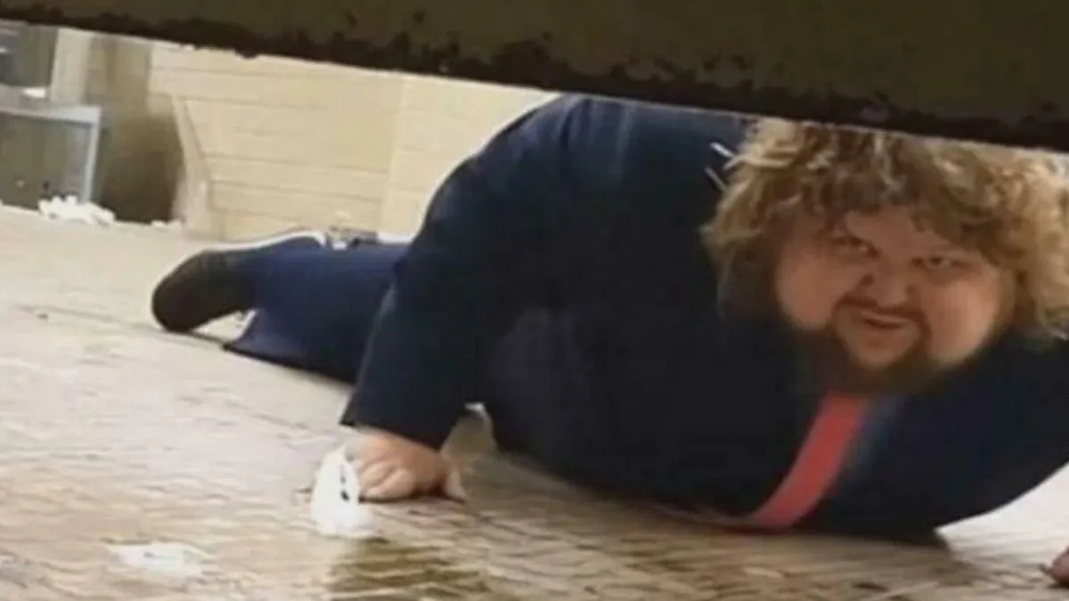 65 Cursed Images That Are Somehow Both Hilarious And Completely Impossible To Explain
