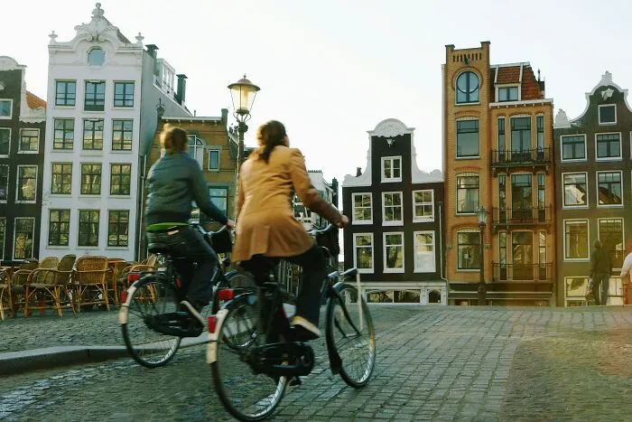 Europeans Share The 64 Most Bizarre Questions They’ve Been Asked By Americans
