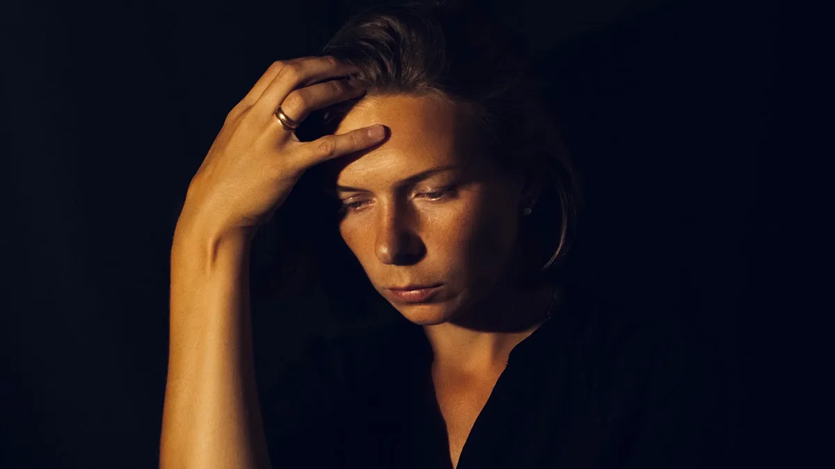 Woman Has To Leave GF Because She Financially Ruins Them Over Platinum Blonde Hair
