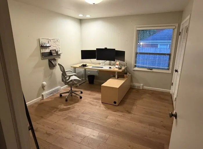 Need Fresh Eyes - Home Office