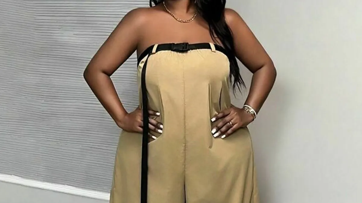 “Redneck Meets Bridezilla”: 86 Funny Clothing Fails That Make You Wonder Who Approved These Designs