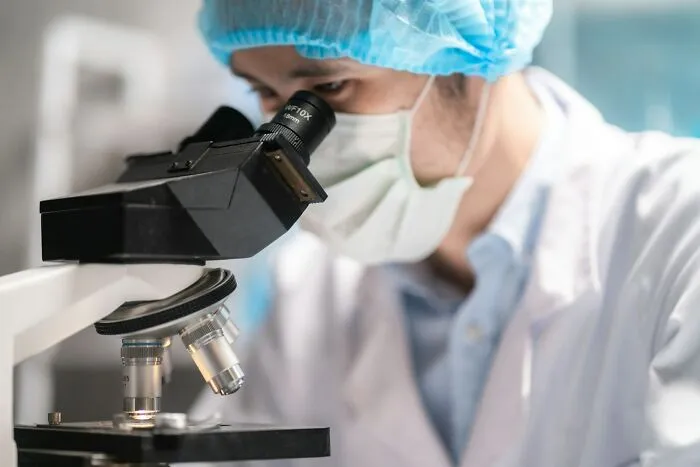 80 Medical Professionals Share The Diagnoses That Made Their Stomachs Drop