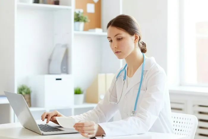 75 Things Patients Do That Annoy People In The Medical Field