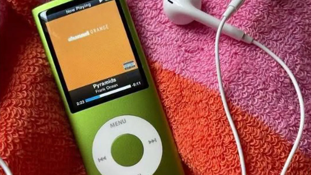 70 ’90s Things That Somehow Feel Like They Happened Yesterday