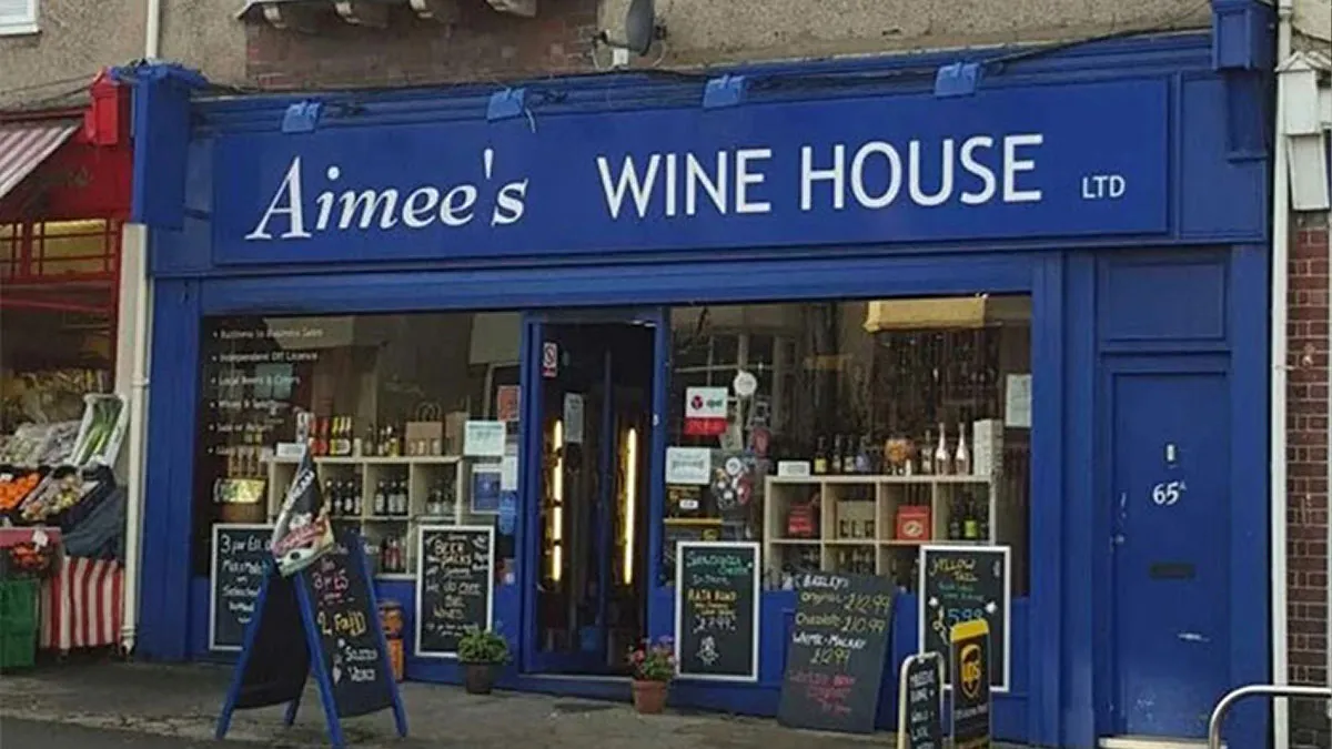 52 Times Brits Proved Their Sense Of Humor Is Truly Something Else