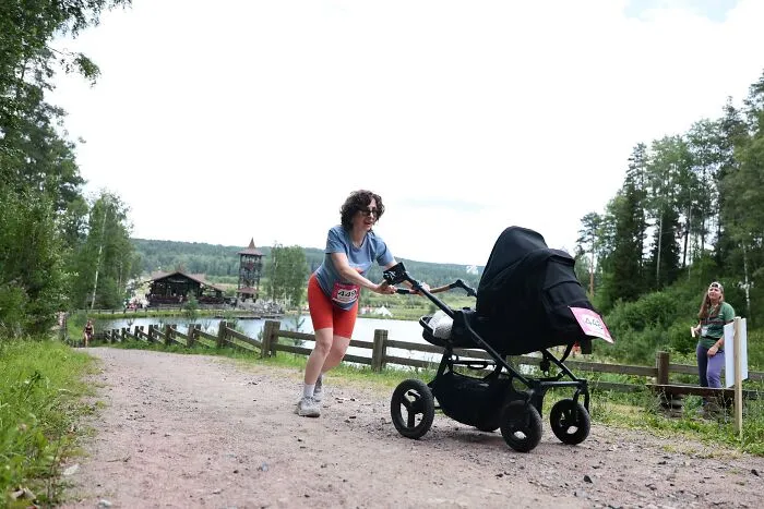 73 Moms Shared A Picture Each That Proves “Motherhood Is Easy”