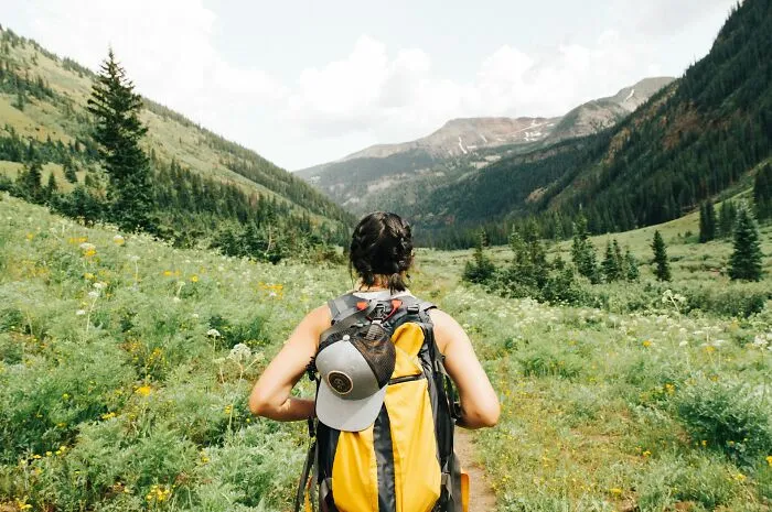 57 Habits Young People Have Now That Will Cause Big Problems Later According To Those Over 40