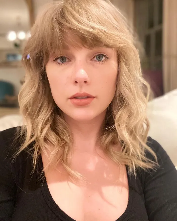 60 People Reveal What Dating A Celebrity Is Actually Like
