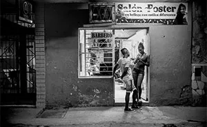 Photographer David Saxe Spent 3 Trips Capturing The Real Cuba, And Here Are 20 Photos