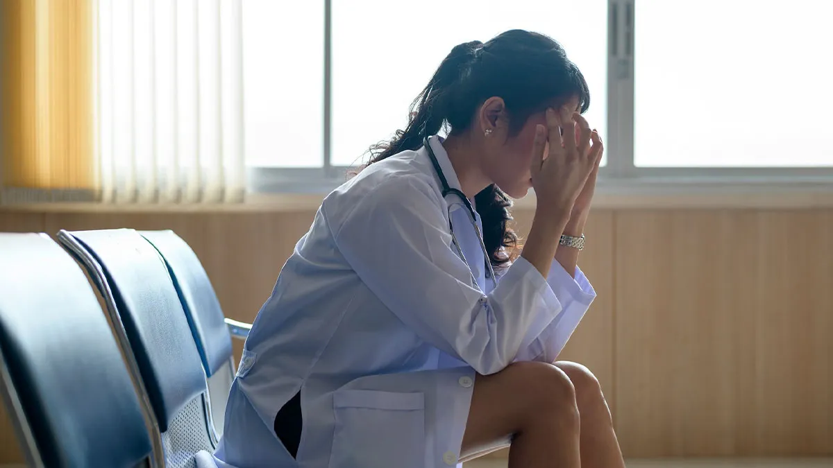 80 Medical Professionals Share The Diagnoses That Made Their Stomachs Drop