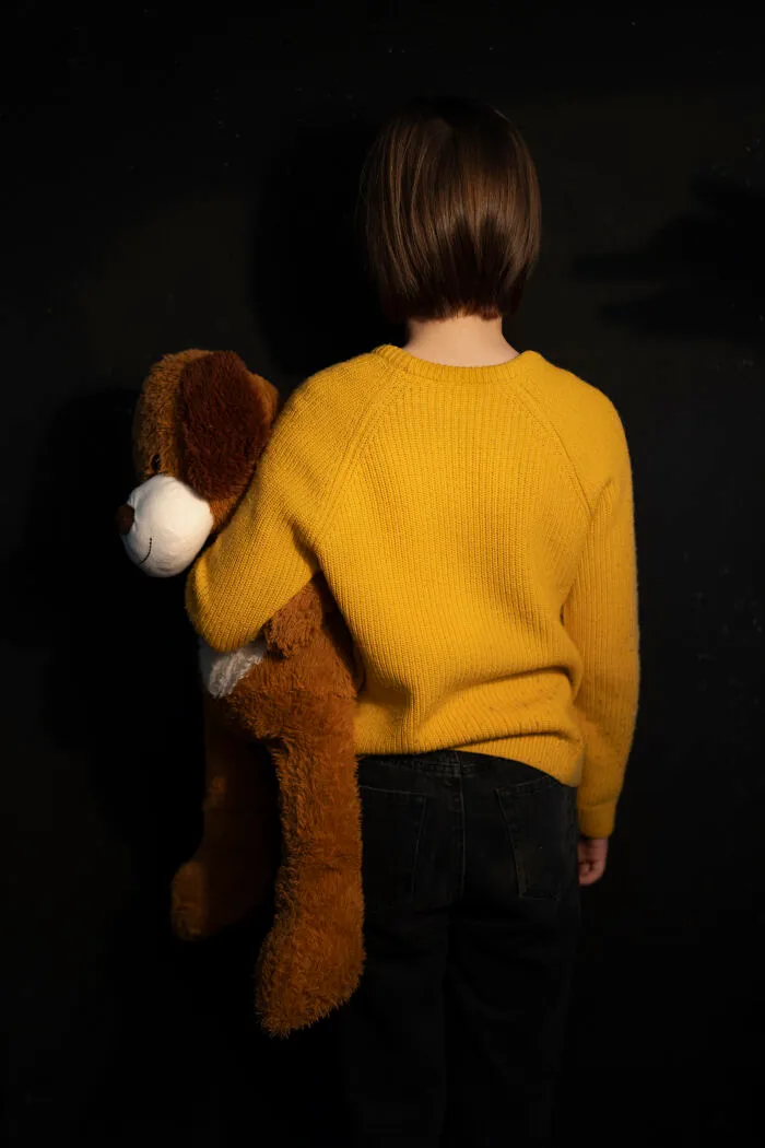 46 Parents Who Made Their Kids Follow Rules That Turned Out To Be Weird, Toxic, Or Terrifying In Retrospect