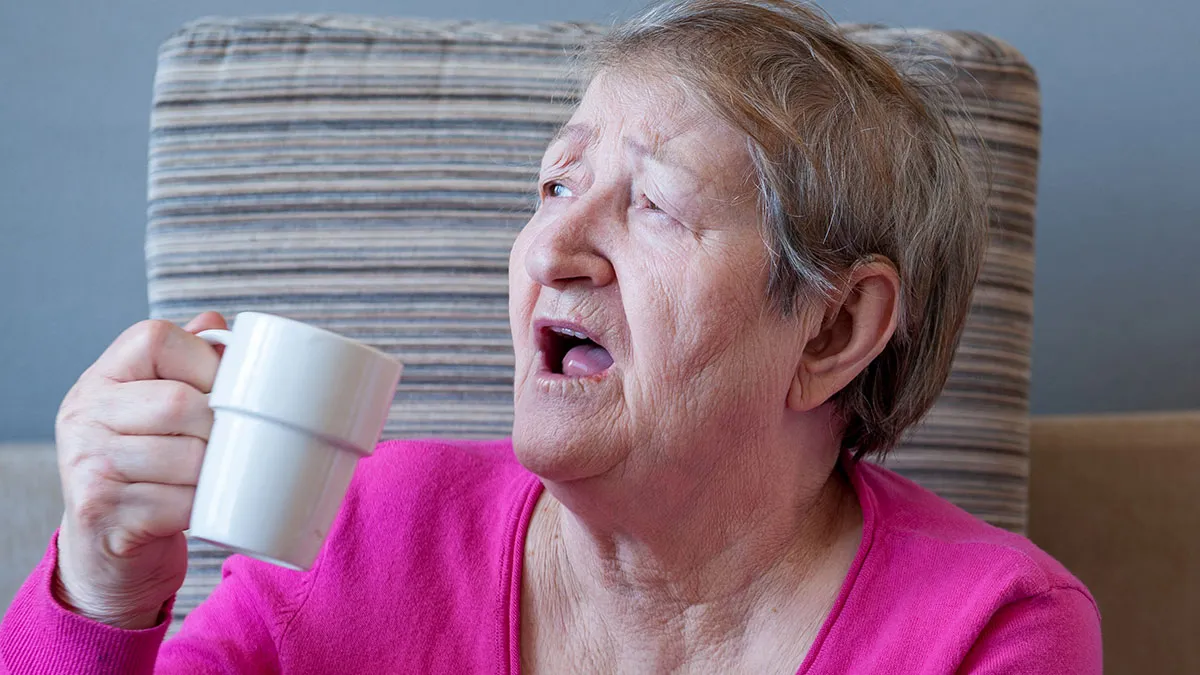 Son Blindly Supports Wife Over A Fight About Coffee With His Mom, Until He Sees What The Internet Has To Say