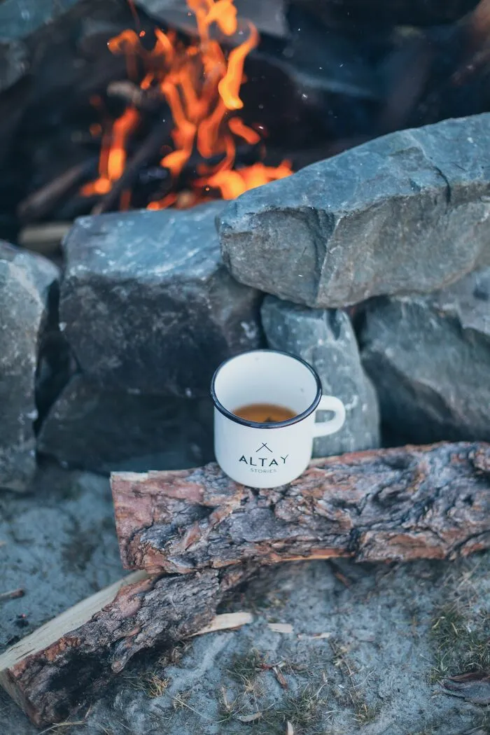 48 Chilling Camping Stories That Sound Like Something Straight Out Of A Horror Movie