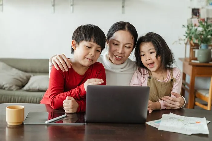 “What’s Your Biggest Flex?”: 55 People Get Candid About Their Proudest Moments In Life