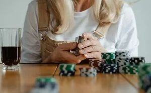 77 Casino Employees And Regulars Reveal The Wildest Things They’ve Witnessed