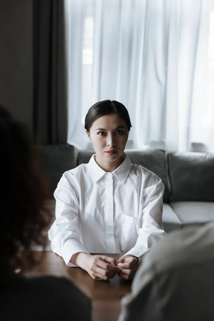 88 Uncanny Mind Tricks People Share That Secretly Give You The Upper Hand
